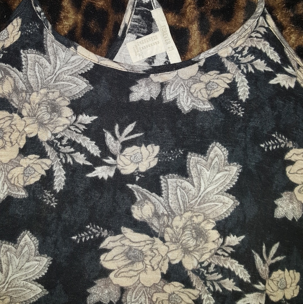 Forever 21 Top - Picture 3 of 5